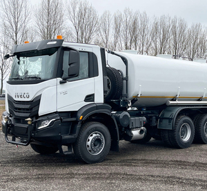 Fournisseur en gros de camions-citernes à eau 8x4 20m3, camions-citernes à eau pulvérisatrices, camions-citernes à eau d'occasion à vendre - Product Image 1
