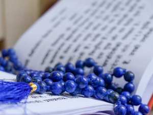 Collar Mala de 108 Cuentas de Lapislázuli Hecho a Mano con Cuentas de Guru de Plata Alemana, Proveedor de Joyería Espiritual - Product Image 3