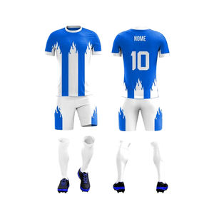 Tenue de football personnalisée par sublimation, ensemble maillot et short, matière douce, respirante, séchage rapide, équipement de football - Product Image 6