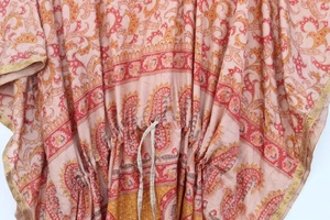 Caftan en soie pour femmes Art Saree en soie Caftan Long Wear Dress - Product Image 5