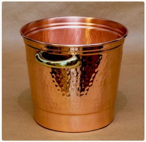 Enfriador de Bebidas de Cobre Puro Hecho a Mano de Lujo con Textura Martillada Vintage para Botellas de Champán, Vino y Cerveza - Product Image 2