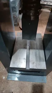 Máquina de Prueba de Compresión Manual - Product Image 2