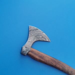 Hache en acier Damas de haute qualité, design traditionnel, outil de survie robuste pour l'extérieur, manche en bois fait main, tête d'hache - Product Image 3
