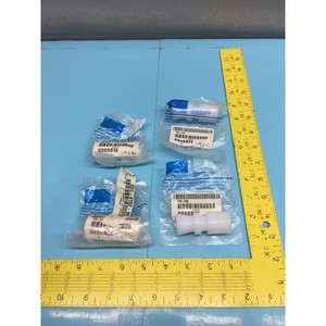 Lote de 4 Fluoroware 710-F32 Cónicos de 1/2 pulgada - Equipo y piezas de semiconductores de confianza de la marca global Legacy - Product Image 1