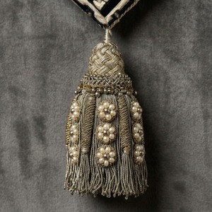 Badge liturgique brodé à la main en fil d'or, patch en tissu personnalisé avec motif religieux, à coudre, style classique - Product Image 5