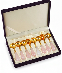 Cuillères à café dorées avec manche rose, cuillères doseuses, ustensiles modernes pour préparer le café, articles de cuisine et utilisation sur la table - Product Image 6