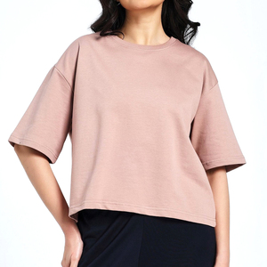 T-shirt ample et court en coton pour femme, coupe décontractée, anti-plis, épaules tombantes, en tissu respirant, idéal pour l'été, écologique et ample - Product Image 1