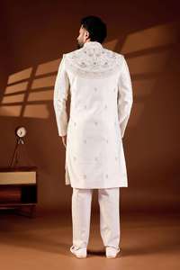 Traje de hombre Sherwani festivo para boda, con cuello mandarín, sin arrugas, con patrón de entramado de diamantes, base de seda Vergo premium y lentejuelas en tonos pastel. - Product Image 2