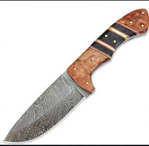 Couteau utilitaire robuste de plein air en acier damas de qualité supérieure, à lame large et pointe tombante, avec manche segmenté en bois de burl et cor. - Product Image 5