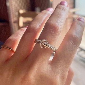 Ensemble de bagues empilables minimalistes en moissanite à coupe ronde, en argent 925, bijoux fins, cadeau de promesse pour les petites amies - Product Image 2