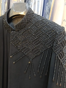 Chaqueta de Vestir para Hombre con Bordado Floral de Cristal Color Marfil, Chaqueta de Esmoquin con Cuentas Hechas a Mano para Recepción de Boda, Blazer para Ocasiones Formales - Product Image 5