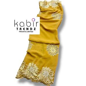 Tissu Georgette le plus vendu pour les foulards africains, avec une finition respirante et fluide, disponible au meilleur prix - Product Image 1