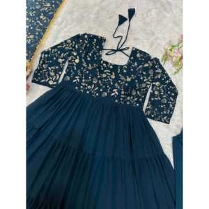 Hermoso conjunto de vestido bordado y Dupatta para mujer para ropa de fiesta - Product Image 5