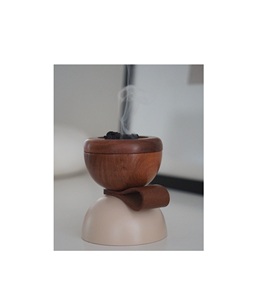 Brûleur d'encens en bois Wise : Inspire la tranquillité, sublime les ambiances grâce à sa construction soignée et sa beauté raffinée. - Product Image 1