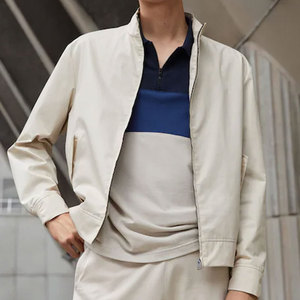 Chaqueta Bomber Varsity Premium para Hombre, Prenda de Invierno Elegante, Personalizable, Ecológica, con Forro Acolchado Grueso - Product Image 6