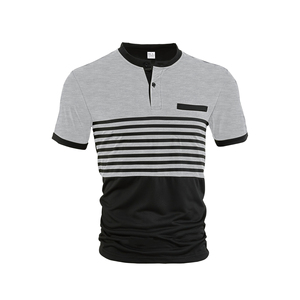 Camiseta Casual de Manga Corta con Cuello Redondo y Rayas Negras para Hombre, Color y Talla Personalizables, Corte Regular, Diseño con Ribete en Contraste - Product Image 1