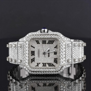 Reloj de Lujo Retro con Esfera Cuadrada de Dos Tonos, Completamente Adornado con Diamantes Moissanite, Cuarzo, Números Romanos y Caja de Acero Inoxidable - Product Image 1