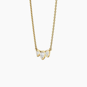 สร้อยคอเพชรทรงหัวใจสามเม็ดแบบฝังขอบ - Product Image 2