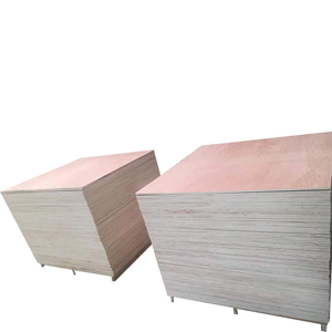 Bois de chêne européen de qualité supérieure en gros pour les fabricants de meubles, la menuiserie, la construction et les acheteurs mondiaux - Product Image 1