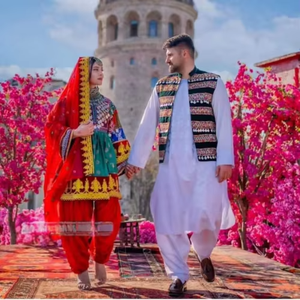Ensemble assorti pour couple afghan, ensemble de robe rouge Kuchi, shalwar kameez pour homme avec gilet, vêtements traditionnels pour mariage et occasions décontractées - Product Image 3