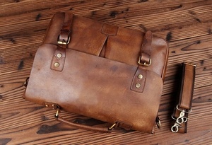 Servicio OEM, Bolsa de Hombro de Cuero Genuino para Hombre con Funda Impermeable para Portátil, Logotipo Personalizado, Cubierta de Material de Fieltro, Bolsas para Portátil al por Mayor - Product Image 5