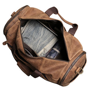 Sac de voyage en cuir véritable marron uni de luxe avec bandoulière, durable et résistant - Product Image 4