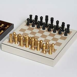 Jeu d'échecs, décoration de plateau d'échecs moderne, jeu de société avec plateau en marbre, jeu d'échecs design, plateau d'échecs élégant, plateau d'échecs avec incrustations en laiton - Product Image 1