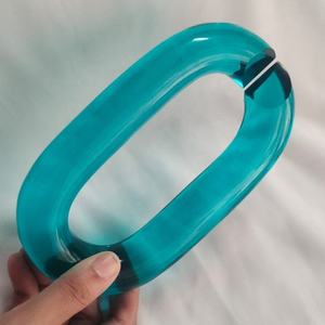 Chaîne en acrylique moderne personnalisée Accents muraux faits à la main en résine ornementale moderne suspendue pour la décoration intérieure Diwali Festival Ready - Product Image 1