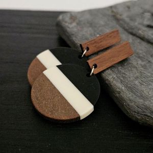 Modernos Pendientes de Madera Rellenos de Resina, Joyería Boho de Lujo Hecha a Mano, Pendientes Colgantes de Moda para Mujeres Amantes de la Moda - Product Image 6
