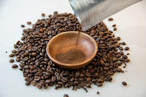 Échantillon disponible - Sac de 10 kg de poudre de café instantané Robusta pur séché par pulvérisation, prêt à boire, goût intense, MOQ flexible - Product Image 4