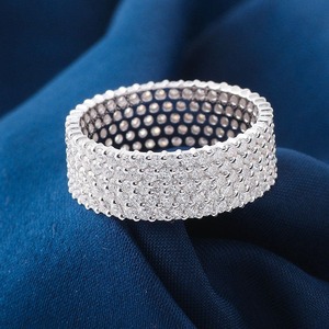 Anillo de Diamante Moissanite Más Vendido, Anillo de Joyería Fina Clásica para Mujer, Regalo de Boda o Compromiso, Disponible a Buen Precio - Product Image 4
