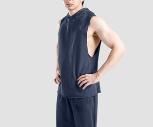 Débardeur sans manches personnalisé avec logo, en polyester, pour musculation, fitness, course à pied, avec capuche - Product Image 2