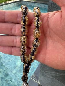 Tasbih artisanal éco-responsable en résine époxy, 33 perles, religieux bouddhiste, porte-clés rond noir à motifs dorés, Misbaha avec pompon - Product Image 5