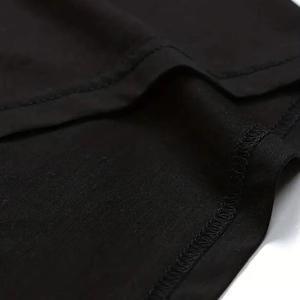 เสื้อยืดแขนสั้นลำลองน้ำหนักเบาสำหรับฤดูร้อน ผลิตอย่างมืออาชีพ ตกแต่งด้วยโลโก้และคริสตัล ผลิตจากผ้าฝ้าย 100% ผลิตในประเทศปากีสถาน - Product Image 6