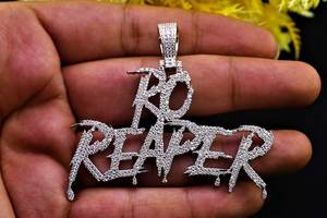 Pendentif HipHop Iced Out Bling en Argent Sterling 925 avec Moissanite VVS testée au diamant, personnalisable avec initiale ou nom, idéal pour un cadeau - Product Image 6