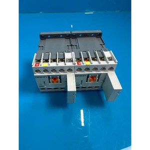 CERUS CMC(D)-12M + CAS-12M/4 DC12-24V Utilisé comme pièce détachée d'équipement semi-conducteur d'occasion - Product Image 2