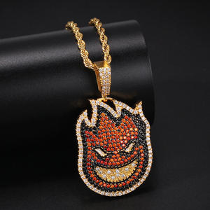 จี้รูปเปลวไฟสีแดงเคลือบทอง สร้อยคอฮิปฮอปสำหรับทุกเพศ - Product Image 2