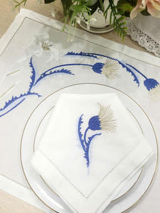 Serviettes de table en coton brodées personnalisées en gros, serviettes de table à fleurs, serviettes de table en tissu à ourlet festonné pour événements à domicile et mariages - Product Image 6