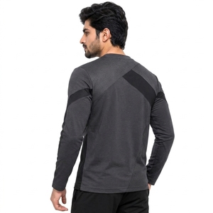 Camiseta Premium de Manga Larga para Hombre, Confeccionada con Material Cómodo y Construcción Resistente, con Costuras Impecables y Atractivas - Product Image 5