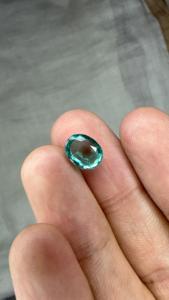 Émeraude naturelle zambienne rare de 2,36 carats, taille ovale, pierre précieuse verte de qualité bijoux - Product Image 1