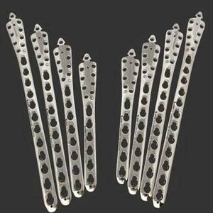 Juego de Placas Tibiales Distales Reutilizables para Perros, 3.5mm, L4 R4, 8 Piezas, Kit de Instrumentos Quirúrgicos Ortopédicos Veterinarios - Product Image 4