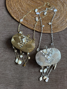 SANGRAJ CREATIONS กระเป๋าคลัทช์โลหะขนาดเล็ก ลายหิน กระเป๋าถือสำหรับออกงานกลางคืน ดีไซน์หรูหรา ขนาดกะทัดรัด ปิดด้วยตัวล็อคแบบโลหะ สำหรับผู้หญิง - Product Image 4
