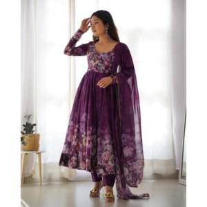 ชุดเดรส Anarkali 3D ไวน์ลายดอกไม้ขนาด XS - Product Image 5