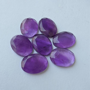 Gema de Amatista Natural con Corte Facetado y Base Plana Calibrada |   Piedra Suelta de Forma Ovalada para la Elaboración de Joyas - Product Image 4