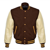 Veste varsity marron pour homme avec manches en cuir PU crème et bordure jaune, style preppy, col rabattu, coupe classique