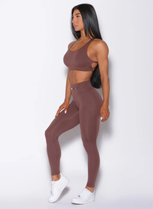 Leggings Solomon Global Apparel 2027 Personalizados al por Mayor, Color Chocolate, con Bolsillo Lateral Izquierdo, Cintura Elástica, Spandex/Nylon - Product Image 5