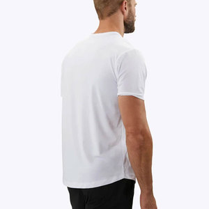 T-shirt pour homme de haute qualité, design personnalisé, coupe ajustée, sportif, séchage rapide, respirant, écologique, couleur unie, adulte, 120 grammes - Product Image 3