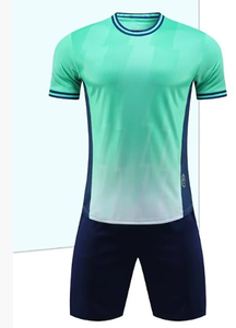 Servicio OEM Personalizado de Alta Calidad, Camiseta de Fútbol de Invierno, Conjuntos de Uniformes de Fútbol Profesional, 100% Poliéster, Pantalones Cortos Impermeables - Product Image 3