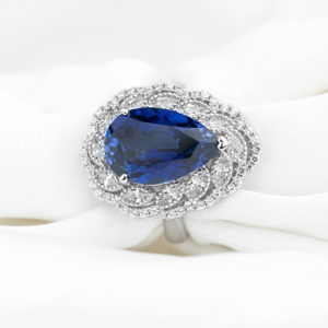 Bague de fiançailles vintage en or 18 carats avec saphir bleu taille poire et double halo de diamants, bijou raffiné, cadeau pour elle - Product Image 5