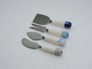 Ensemble d'ustensiles à fromage 4 pièces, spatules en acier inoxydable avec manches en plastique marbré blanc et bleu, outils de service - Product Image 1